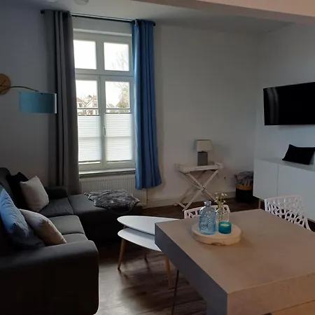 Apartmenthaus Alte Börse Carolinensiel Exterior foto